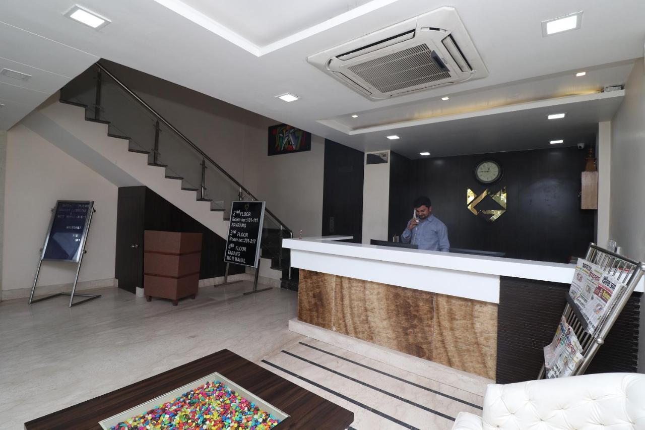 Oyo 29382 Golden Laurel Inn Deoria Exterior photo
